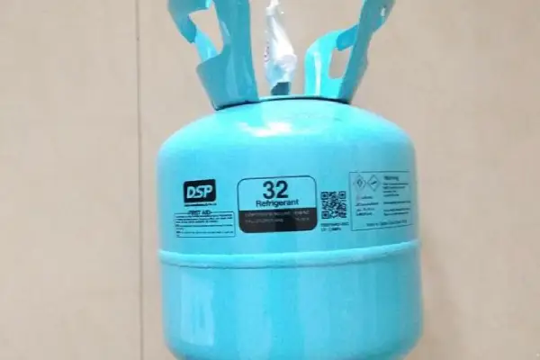 tabung freon r32