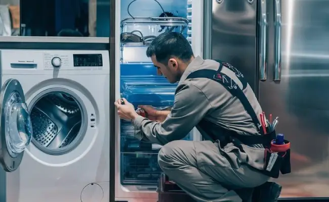 segera hubungi servis kulkas panggilan terdekat jika sudah ada tanda tanda kerusakan pada kulkasmu