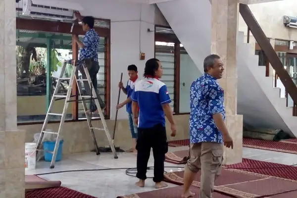jangan anggap remeh dan merasa harus menunda service ac masjid terus menerus