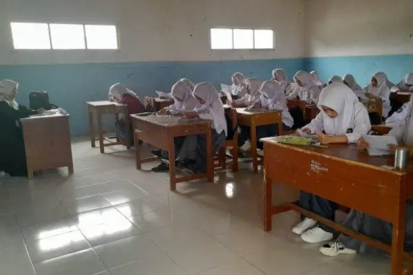 KBM akan sangat terganggu apabila ac sekolah bermasalah